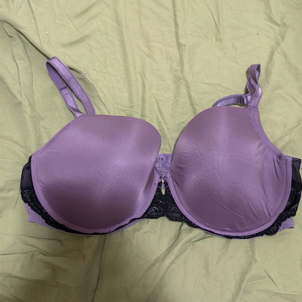 Torrid 40DD Full coverage bra Purple with black lace